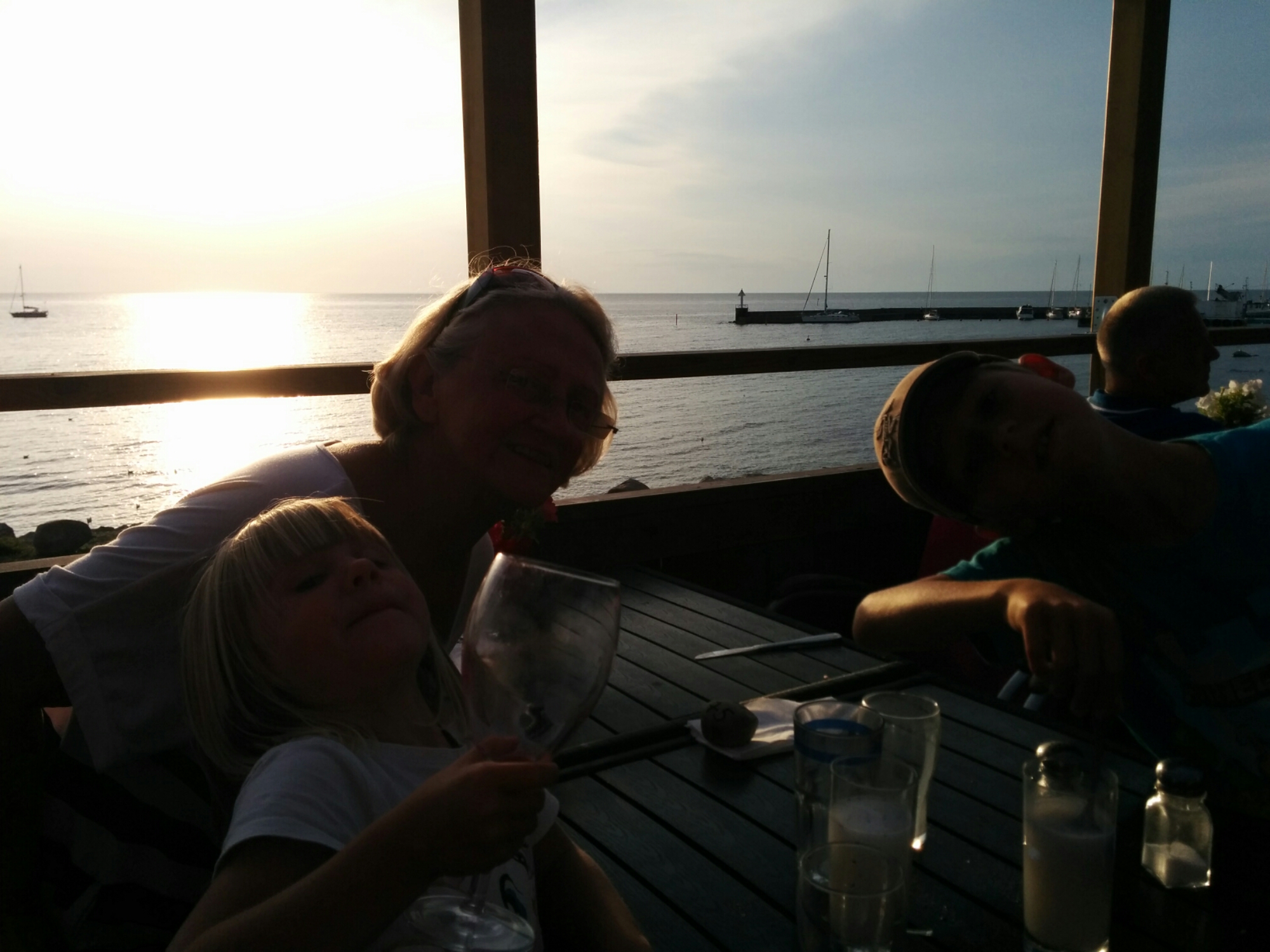 IMG_20140807_192823.jpg image